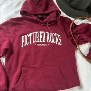 Storm fleece hooded burgundy women sweater size small